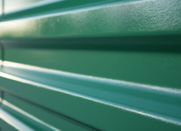 découvrez notre peinture haute résistance ral 6028 vert pin, spécialement conçue pour métal intérieur et extérieur. protection durable anti-rouille assurant une finition parfaite et une longue tenue.