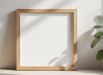 découvrez notre boîte américaine pour toile 30 x 30 cm, l'écrin parfait pour protéger et mettre en valeur vos peintures avec élégance et robustesse.